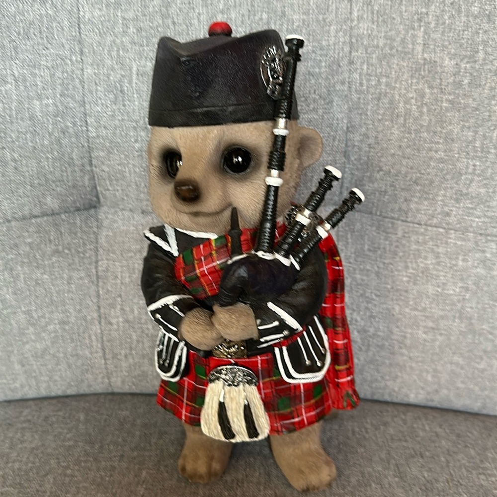 Meerkat Scottish  Bagpiper Figurine .  PRICE DROP !!